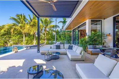 200 W Rivo Alto Dr, Miami Beach, FL 33139 - Photo 11