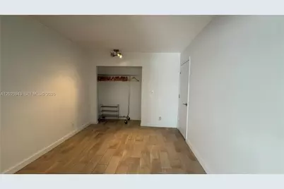 [Address not provided], Miami Beach, FL 33141 - Photo 5