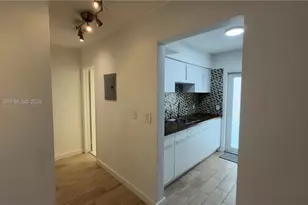 [Address not provided], Miami Beach, FL 33141 - Photo 7