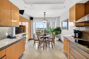 2600 Island Blvd, Aventura, FL 33160 - Photo 19