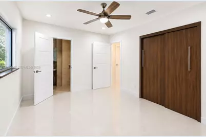 901 NW 9th Ct, Homestead, FL 33030 - Photo 7