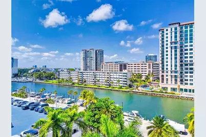 100 Bayview Dr #503, Sunny Isles Beach, FL 33160 - Photo 29