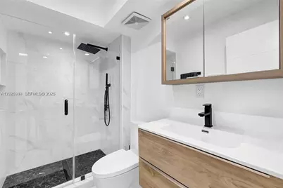 100 Bayview Dr #503, Sunny Isles Beach, FL 33160 - Photo 15