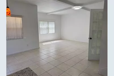 718 NE 4th Ct #718, Hallandale Beach, FL 33009 - Photo 11