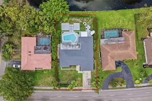 9935 Ramblewood Dr, Coral Springs, FL 33071 - Photo 51