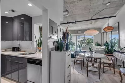 1000 West Ave #PH23, Miami Beach, FL 33139 - Photo 3