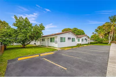 1927/1929 Roosevelt St #1-10, Hollywood, FL 33020 - Photo 3