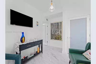 10700 SW 46th St, Miami, FL 33165 - Photo 3