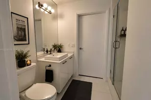 151 SE 1st St, Miami, FL 33131 - Photo 7