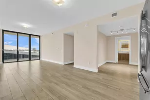 2960 NE 207th St, Aventura, FL 33180 - Photo 9