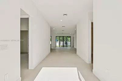 1521 SW 40th Ter, Fort Lauderdale, FL 33317 - Photo 5