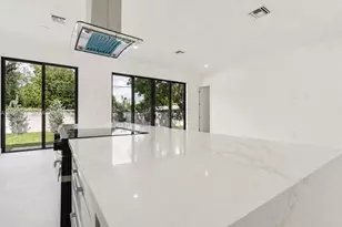 1521 SW 40th Terrace, Fort Lauderdale, FL 33317 - Photo 7