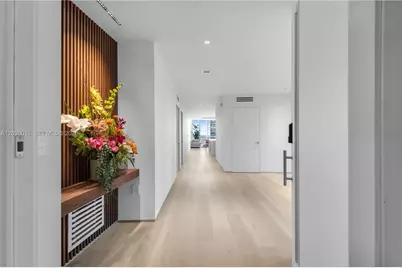 851 NE 1st Ave #4201, Miami, FL 33132 - Photo 9