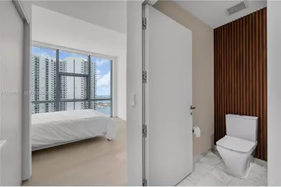 851 NE 1st Ave #4201, Miami, FL 33132 - Photo 13