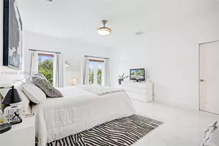 1112 NE 17th Way, Fort Lauderdale, FL 33304 - Photo 15