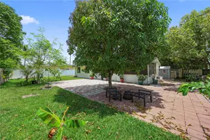 1611 SW 67th Ave, North Lauderdale, FL 33068 - Photo 31