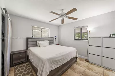 1611 SW 67th Ave, North Lauderdale, FL 33068 - Photo 17