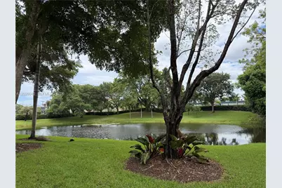 7350 Kinghurst Dr #305, Delray Beach, FL 33446 - Photo 27