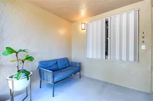 302 Lakeview Dr, Weston, FL 33326 - Photo 3