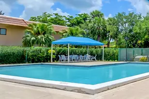 302 Lakeview Dr, Weston, FL 33326 - Photo 39