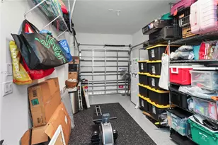 12862 SW 231st St, Miami, FL 33170 - Photo 17