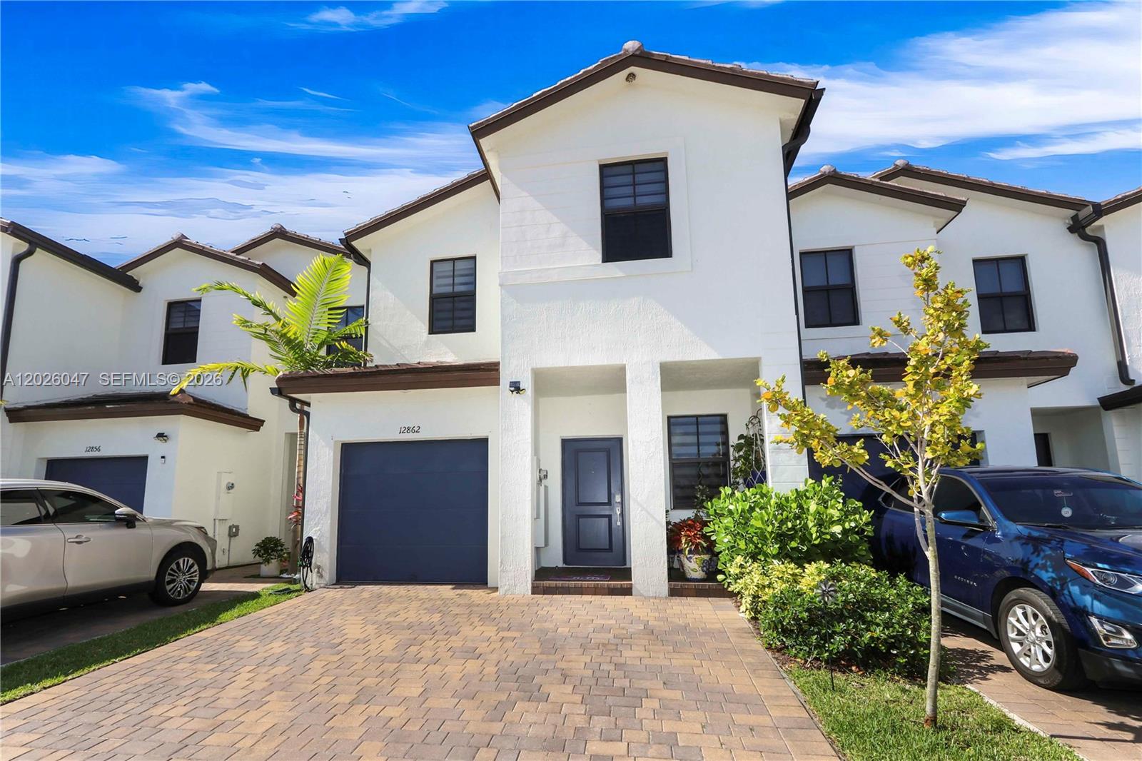 12862 SW 231st St - 12862 SW 231st St, Miami, FL 33170 Luxury Property | Jose Angel Pina