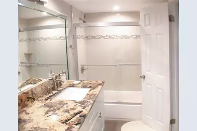 800 NE 195th St #720, Miami, FL 33179 - Photo 21