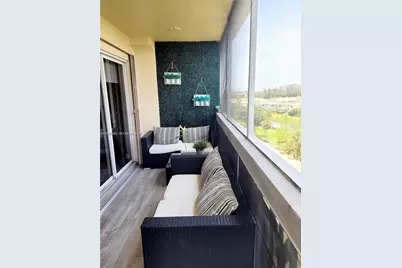 800 NE 195th St #720, Miami, FL 33179 - Photo 33