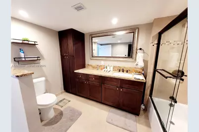 800 NE 195th St #720, Miami, FL 33179 - Photo 27