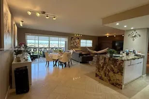 800 NE 195th St, Miami, FL 33179 - Photo 19