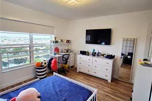 800 NE 195th St, Miami, FL 33179 - Photo 25
