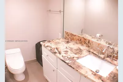 800 NE 195th St #720, Miami, FL 33179 - Photo 25