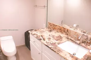 800 NE 195th St, Miami, FL 33179 - Photo 25