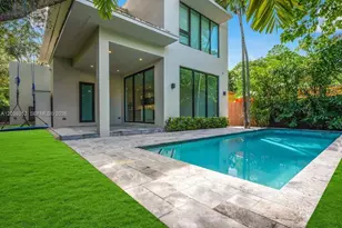 3741 Kumquat Ave, Miami, FL 33133 - Photo 3