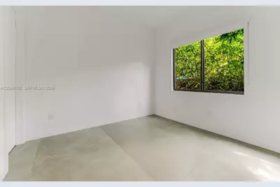 3741 Kumquat Ave, Miami, FL 33133 - Photo 11