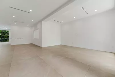 3741 Kumquat Ave, Miami, FL 33133 - Photo 7