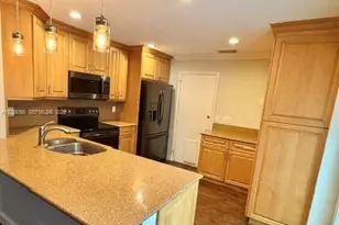 11197 Longboat Dr, Cooper City, FL 33026 - Photo 5