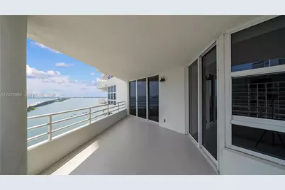555 NE 34th St #1402, Miami, FL 33137 - Photo 15