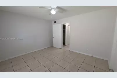 700 Atlantic Shores Blvd #8, Hallandale Beach, FL 33009 - Photo 11