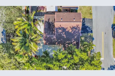 12797 NW 13th St, Sunrise, FL 33323 - Photo 3