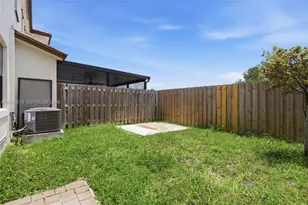10218 SW 231st Ln, Cutler Bay, FL 33190 - Photo 15