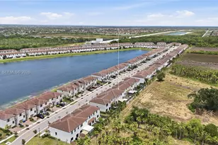 10218 SW 231st Ln, Cutler Bay, FL 33190 - Photo 35