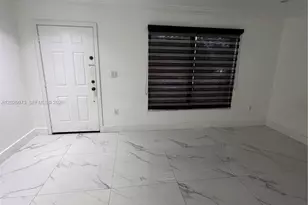 8430 NW 8th St, Miami, FL 33126 - Photo 21