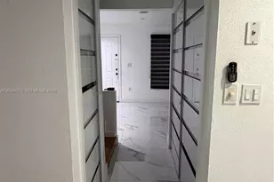 8430 NW 8th St, Miami, FL 33126 - Photo 35