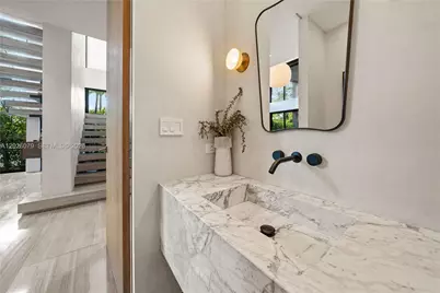5061 N Bay Rd, Miami Beach, FL 33140 - Photo 41