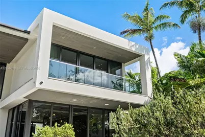 5061 N Bay Rd, Miami Beach, FL 33140 - Photo 55