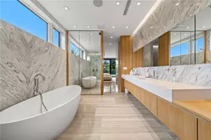 5061 N Bay Rd, Miami Beach, FL 33140 - Photo 21