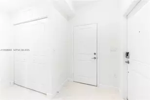 2209 SE 30th St, Homestead, FL 33035 - Photo 3