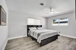 200 SE 3rd St, Pompano Beach, FL 33060 - Photo 23