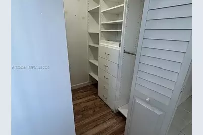 10282 NW 9th St Cir #206, Miami, FL 33172 - Photo 11